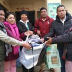 मनिकापुर स्वास्थ्य चौकीलाई आवश्यक सामाग्री हस्तान्तरण