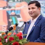 प्रतिबद्वता पूरा गर्दै पूर्व मन्त्री राई