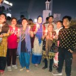 सर्वोच्चको फैसलासंगै ठाउँ ठाउँमा दिप प्रज्वलन, नेपालगञ्जमा २१ किलो लड्डु बितरण (फोटो फिचर)