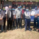 स्वास्थ्यकर्मी संघले अन्जनी माता रसोईलाई प्रदान गर्यो १५ हजार