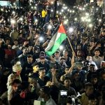 ६५ बालबालिकासहित २३२ जनाले ज्यान गुमाएपछि थामिए इजरायल र हमास, सडकमा खुसीयाली