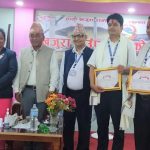 खजुरा गाउँपालिकाका कर्मचारी पुरस्कृत