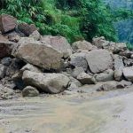कर्णाली करिडोरमा सुख्खा पहिरोले सडक अवरुद्ध