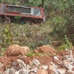सुर्खेतको सिम्तामा बस दुर्घटना हुँदा १२ जना घाइते