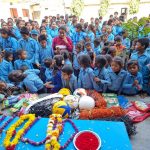 महासंघ बाँकेका अध्यक्ष भण्डारीद्वारा बिद्यालयलाई खेलकुद सामाग्री प्रदान