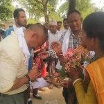 सुमन मल्लले ‘मनका कुरा’ लेखेर खजुराका मतदातालाई पठाए चिठ्ठी