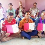 कोहलपुरमा भुमिहिनलाई लालपुर्जा बितरण शुरु