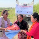 नेपालगञ्जका बाढी पिडितलाई राहत वितरण