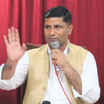 यस्ता छन् इश्तियाक राईका ‘दश दृष्टि’ (पूर्ण पाठसहित)