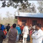 बिद्यायलयका महिला अभिभावकद्धारा खजुराको शिक्षा शाखा घेराउ