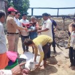 आगलागी प्रभावित परिवारलाई राहत वितरण