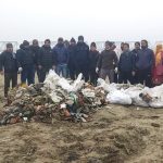 कम्दीका स्थानीयले गरे राप्ती नदी पुल क्षेत्रको सरसफाई