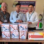 एनएमबी बैंकद्वारा बन्जारे गाउँ माविलाई फ्यान र बाेर्ड प्रदान