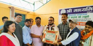 अविस्मरणीय बनाउँदै गरे खाँको बिदाई